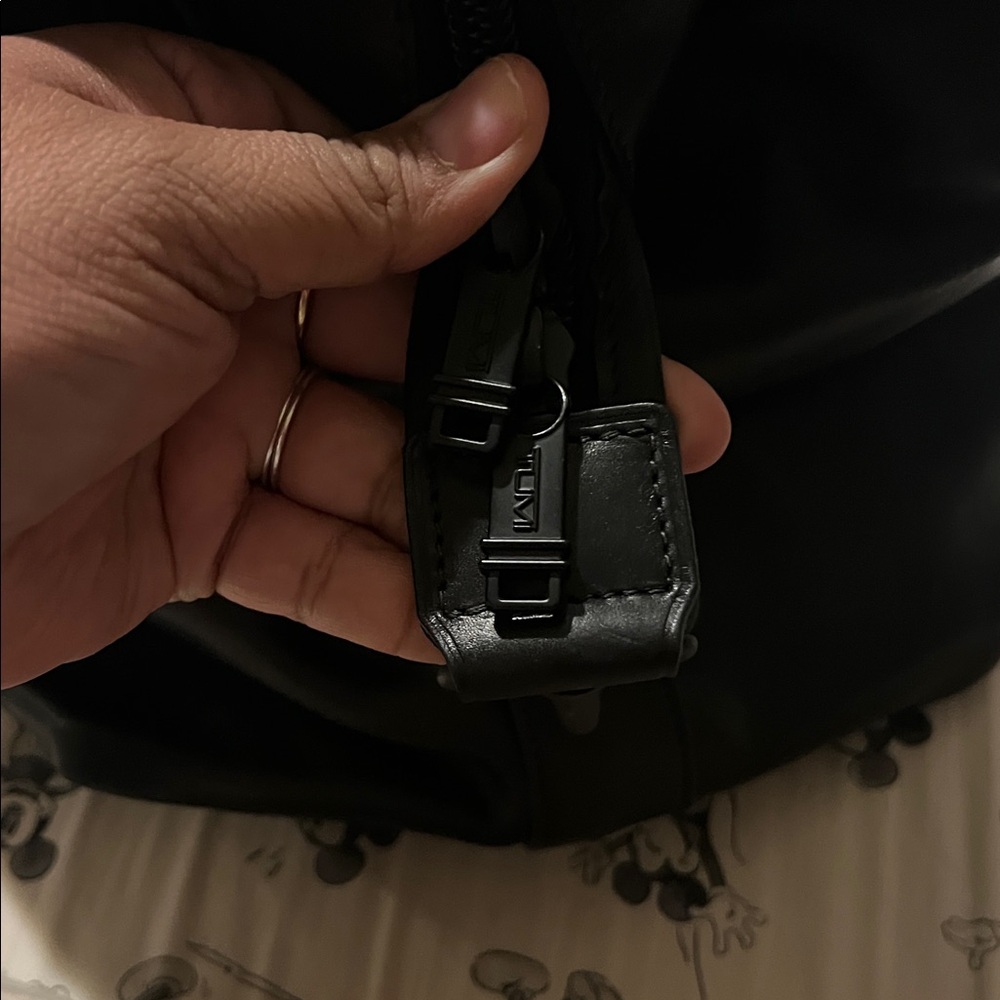 Tumi Alpha 2 Small soft leather travel Satchel - Picture 12 of 15
